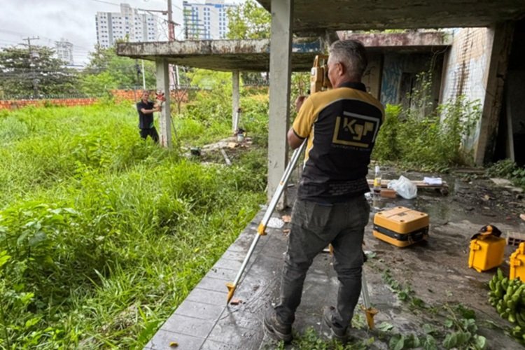 Serviços de Topografia
